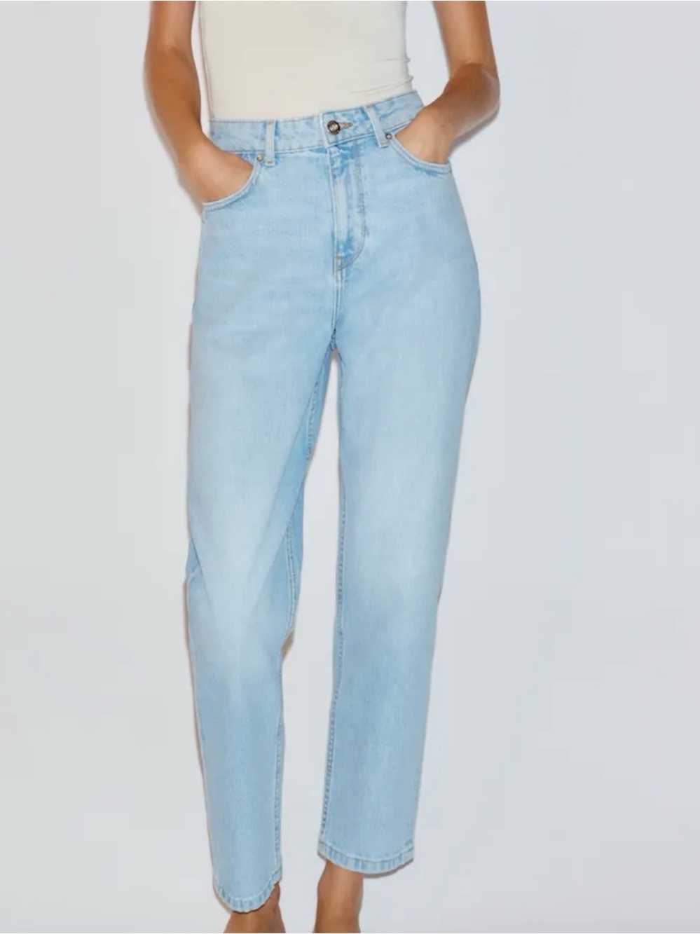 Zara Light Blue Straight-Leg Women's Jeans